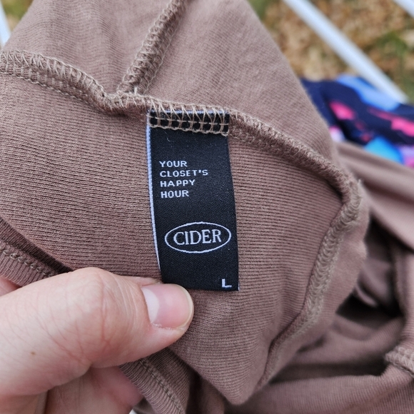 Cider cocoa brown short sleeve crop top with gathered bust large - Picture 3 of 3